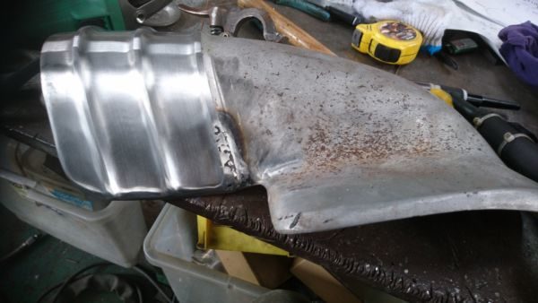 鉄フェンダー溶接修理