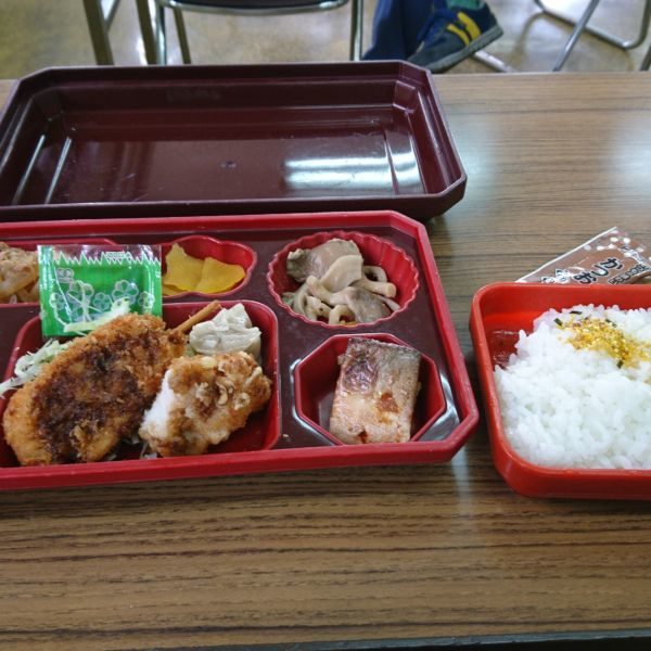 会社で取る弁当