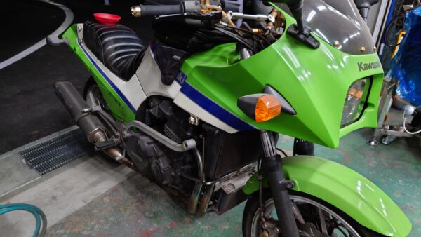 GPZ900部品製作